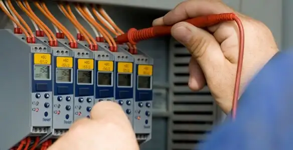 electrical contractors performing professional electrical system testing and configuration in Las Vegas, NV