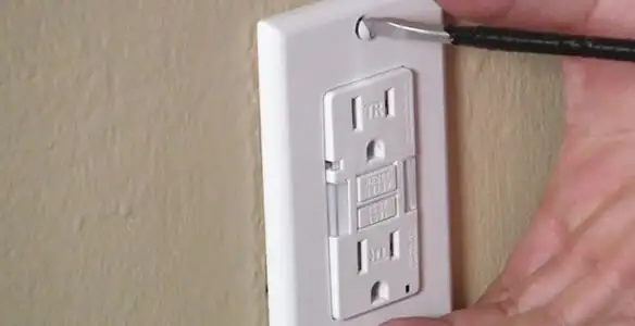 gfc outlets service securing and mounting ground fault circuit interrupter outlet by certified electricians in Las Vegas, NV